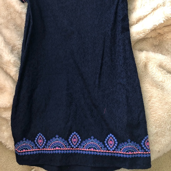 Vineyard Vines Dress - Picture 4 of 4